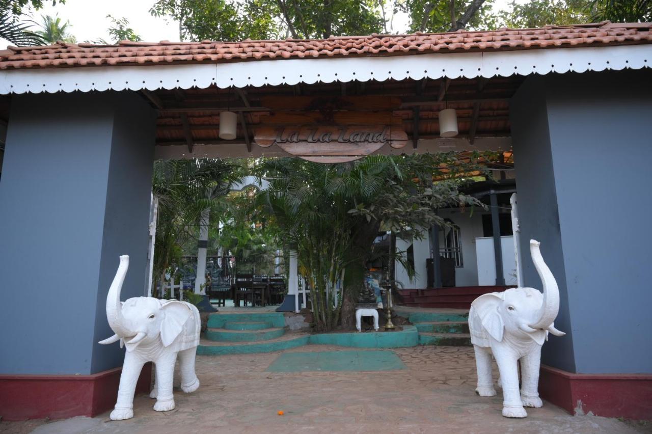 La La Land Resort Goa By Spicy Mango Palolem Exteriör bild