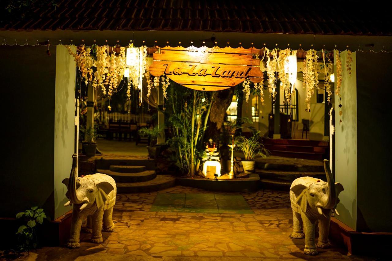 La La Land Resort Goa By Spicy Mango Palolem Exteriör bild